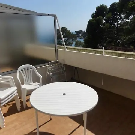 Saint-raphael Le Salus Appartement *
